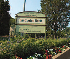 The Huntington Bank sign viewed from the westbound lane
of the Parkway West.