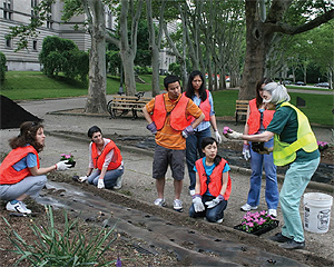 WPC’s Judy Wagner explains flower gardening.